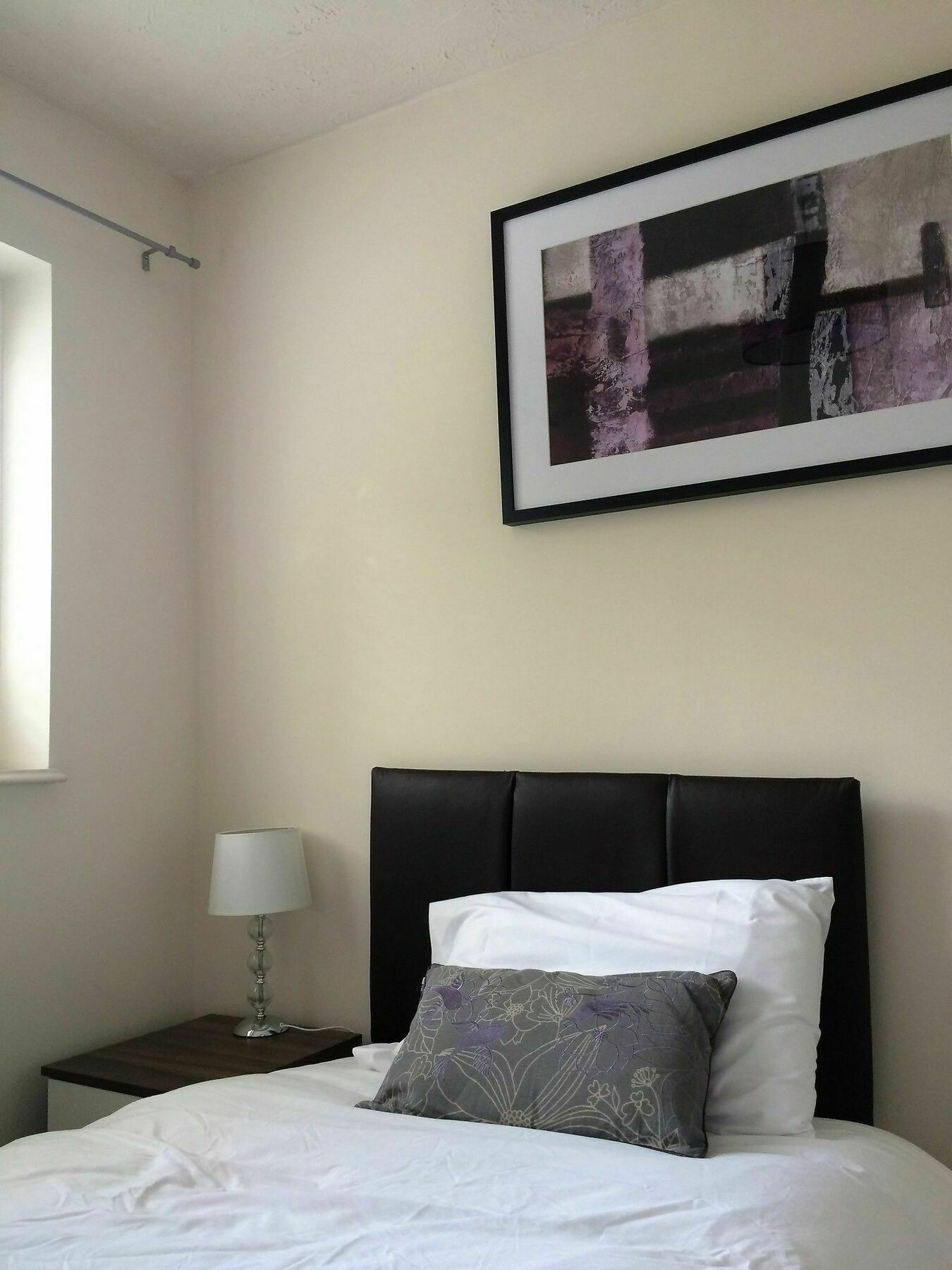 Spacious House, Sleeps 7 People Ридинг Экстерьер фото