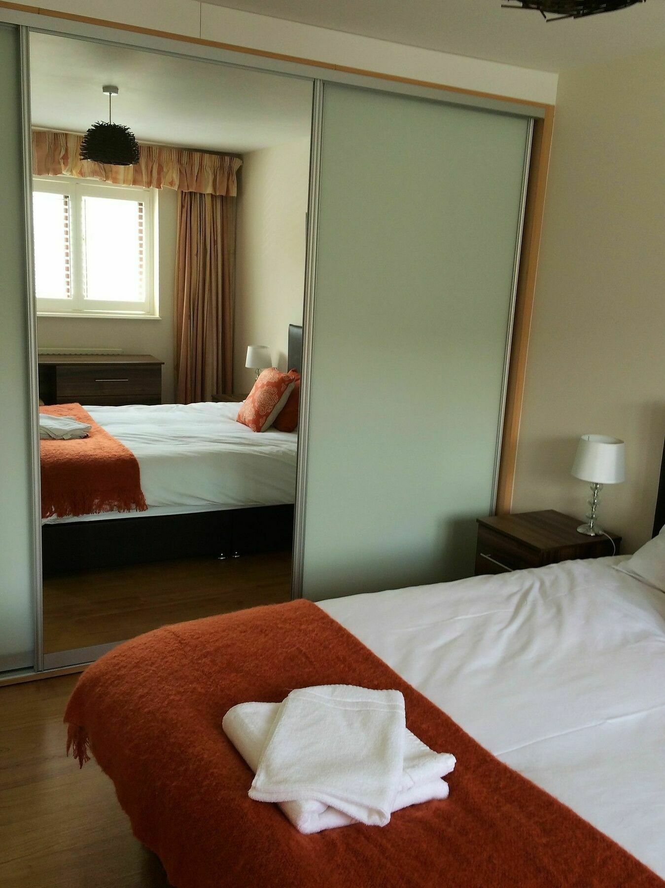 Spacious House, Sleeps 7 People Ридинг Экстерьер фото