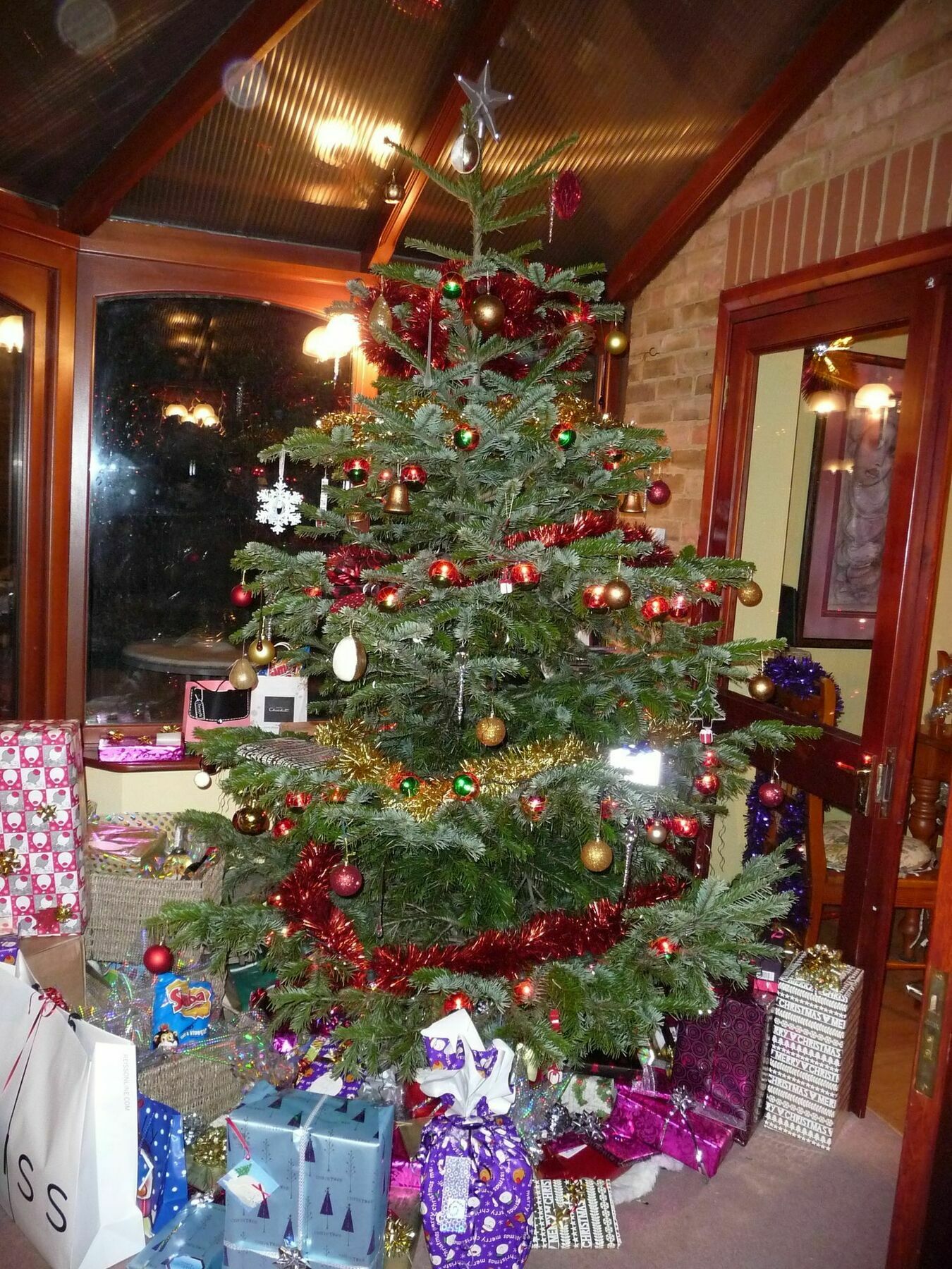 Spacious House, Sleeps 7 People Ридинг Экстерьер фото